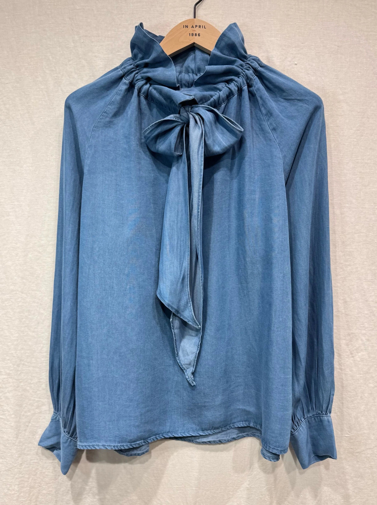 Blusa Denim Azul Fluida Lazo