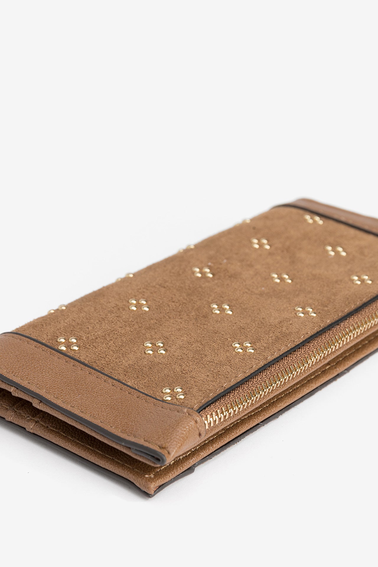 Cartera Tachas