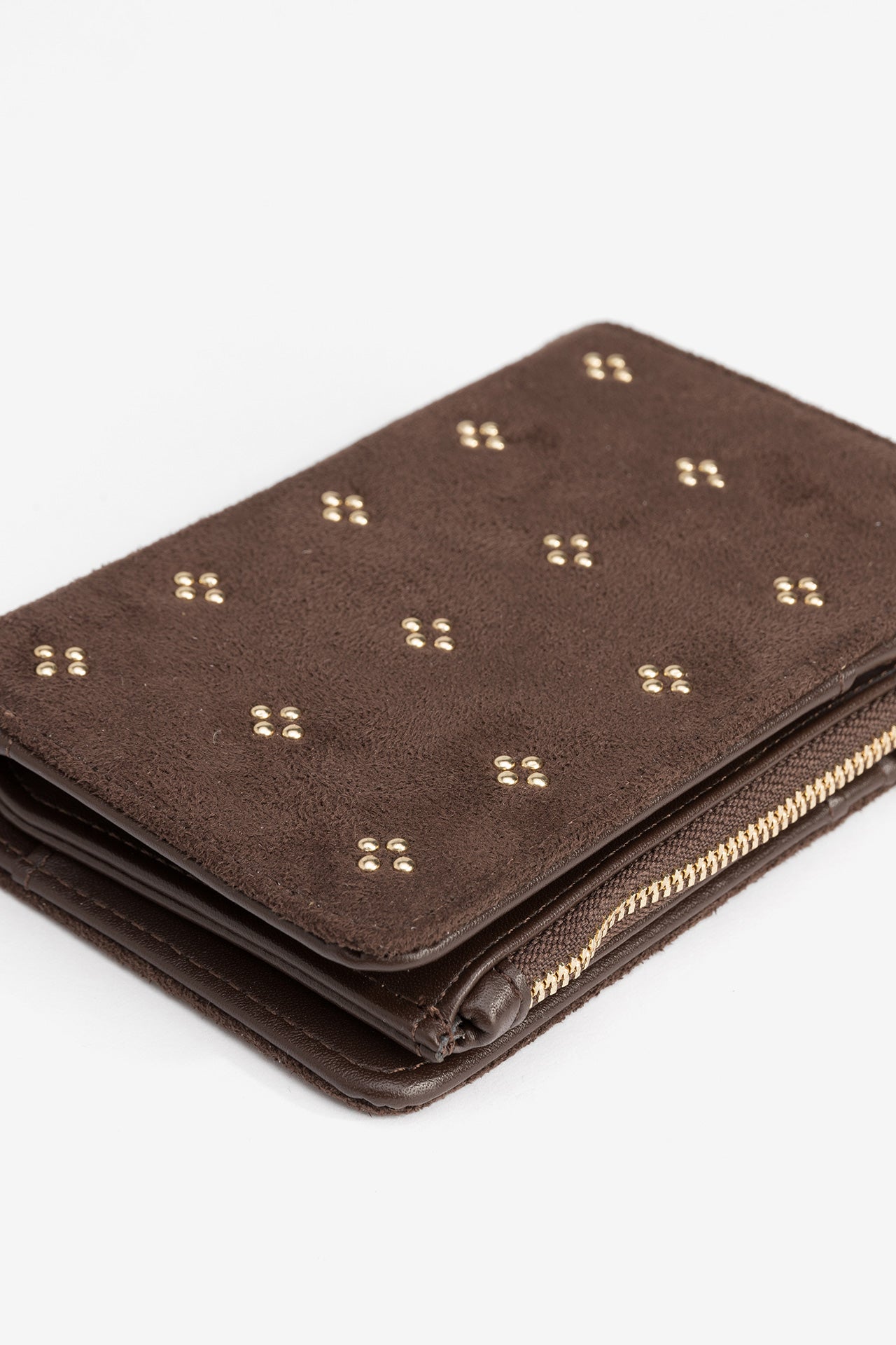 Cartera Tachas Chocolate
