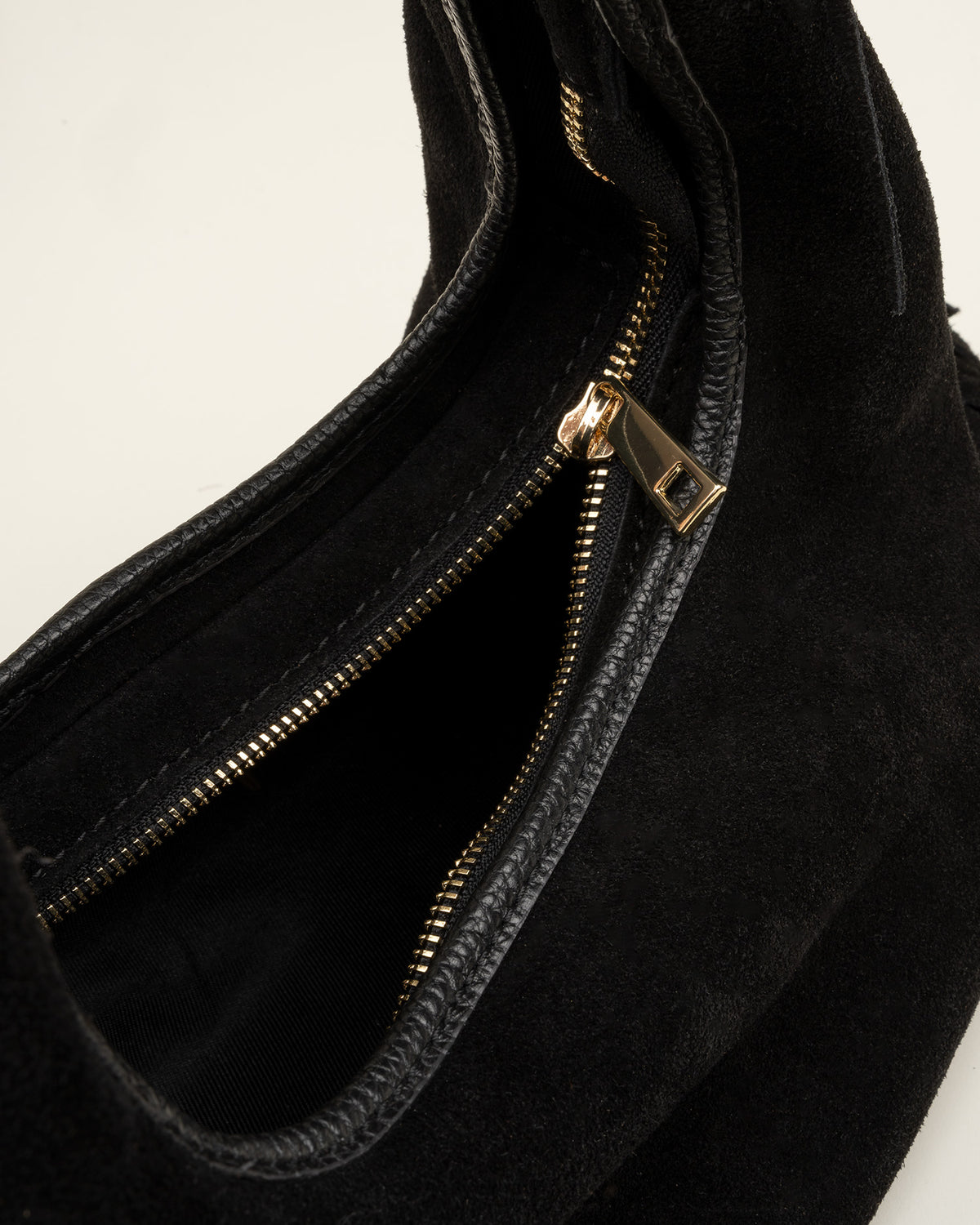 BOLSO GALATEA SERRAJE NEGRO