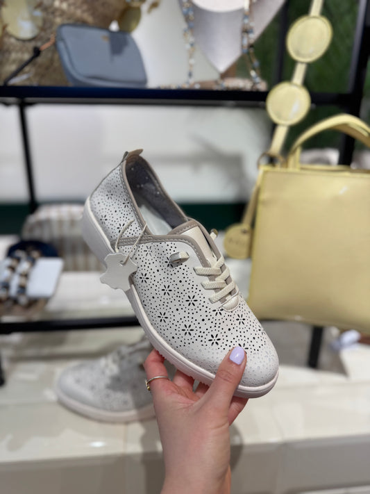 Sneakers Casual Perforadas H4