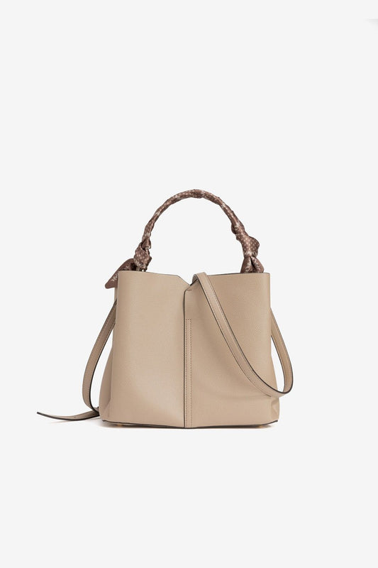 Bolso De Mano Con Correa y Pañuelo